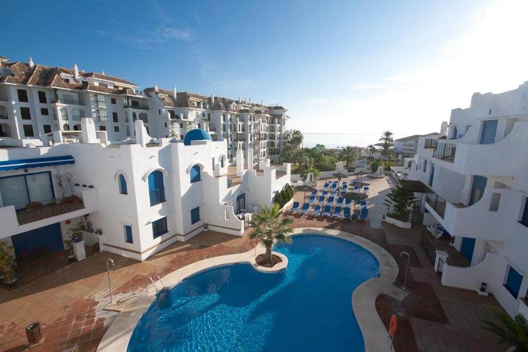 28 Mikonos Playa In Puerto De La Duquesa 2 Bed 2 Bath Apartment Ideally Located To The Beach & Marina Castillo de Sabinillas Exteriör bild