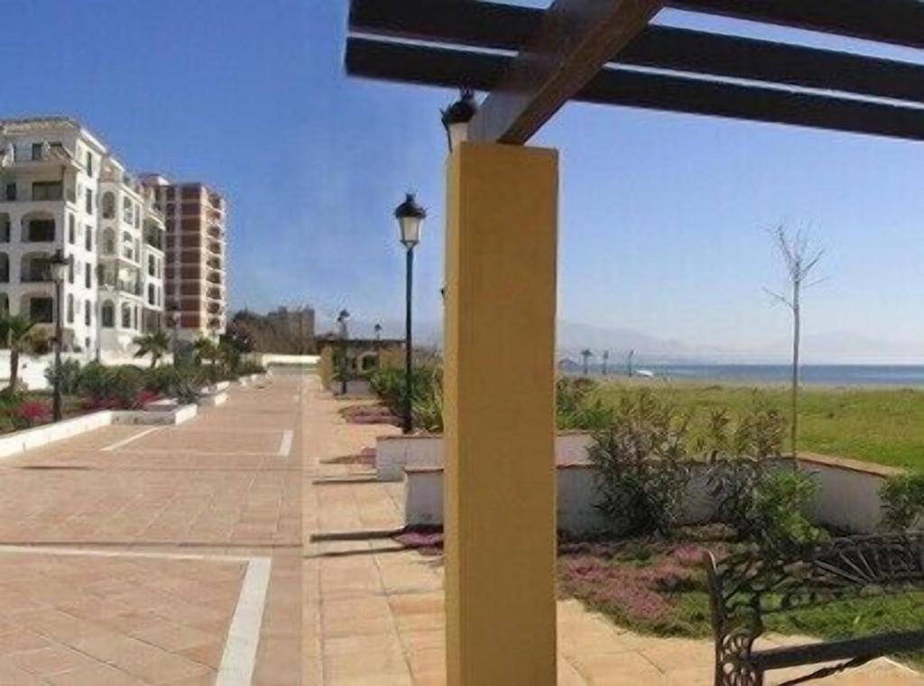 28 Mikonos Playa In Puerto De La Duquesa 2 Bed 2 Bath Apartment Ideally Located To The Beach & Marina Castillo de Sabinillas Exteriör bild