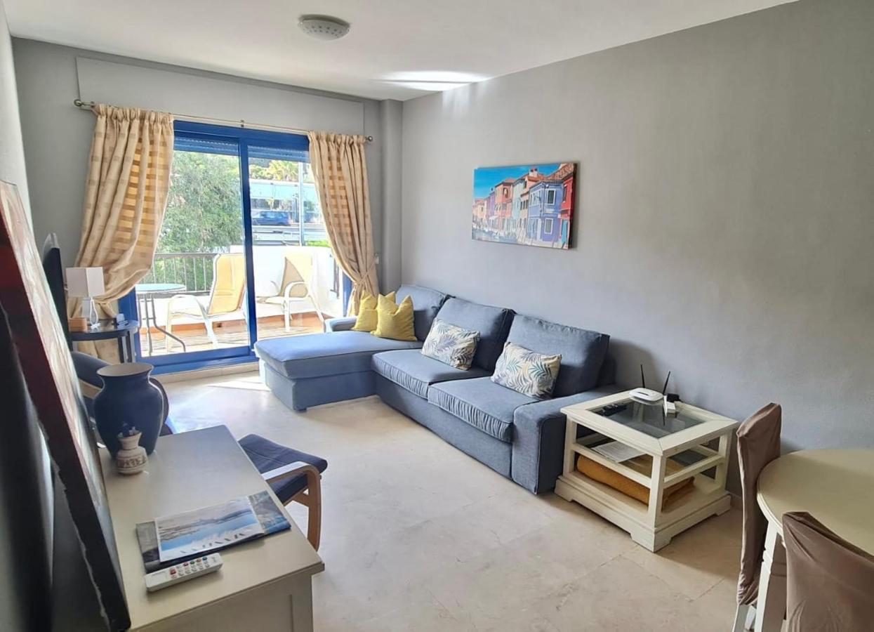 28 Mikonos Playa In Puerto De La Duquesa 2 Bed 2 Bath Apartment Ideally Located To The Beach & Marina Castillo de Sabinillas Exteriör bild